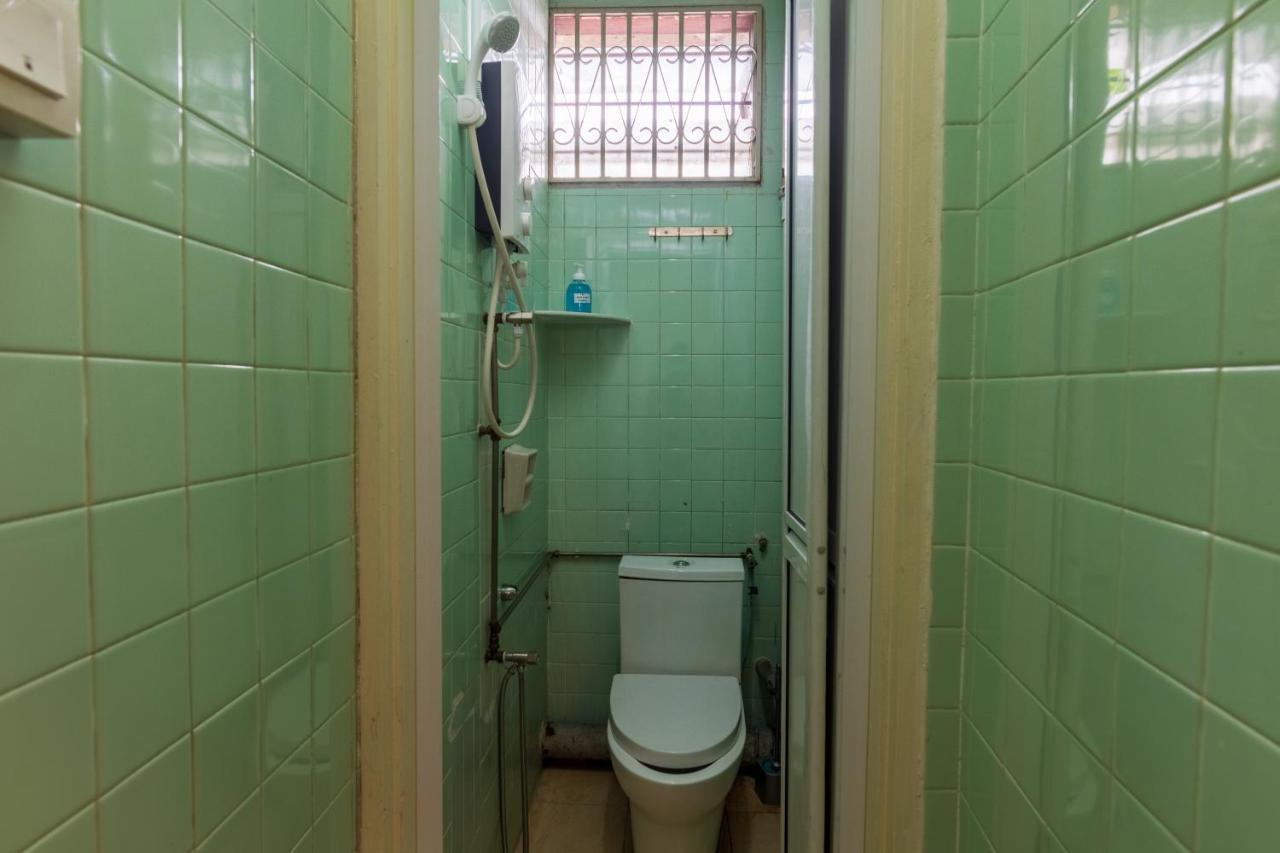 Mac 94 Guest house George Town