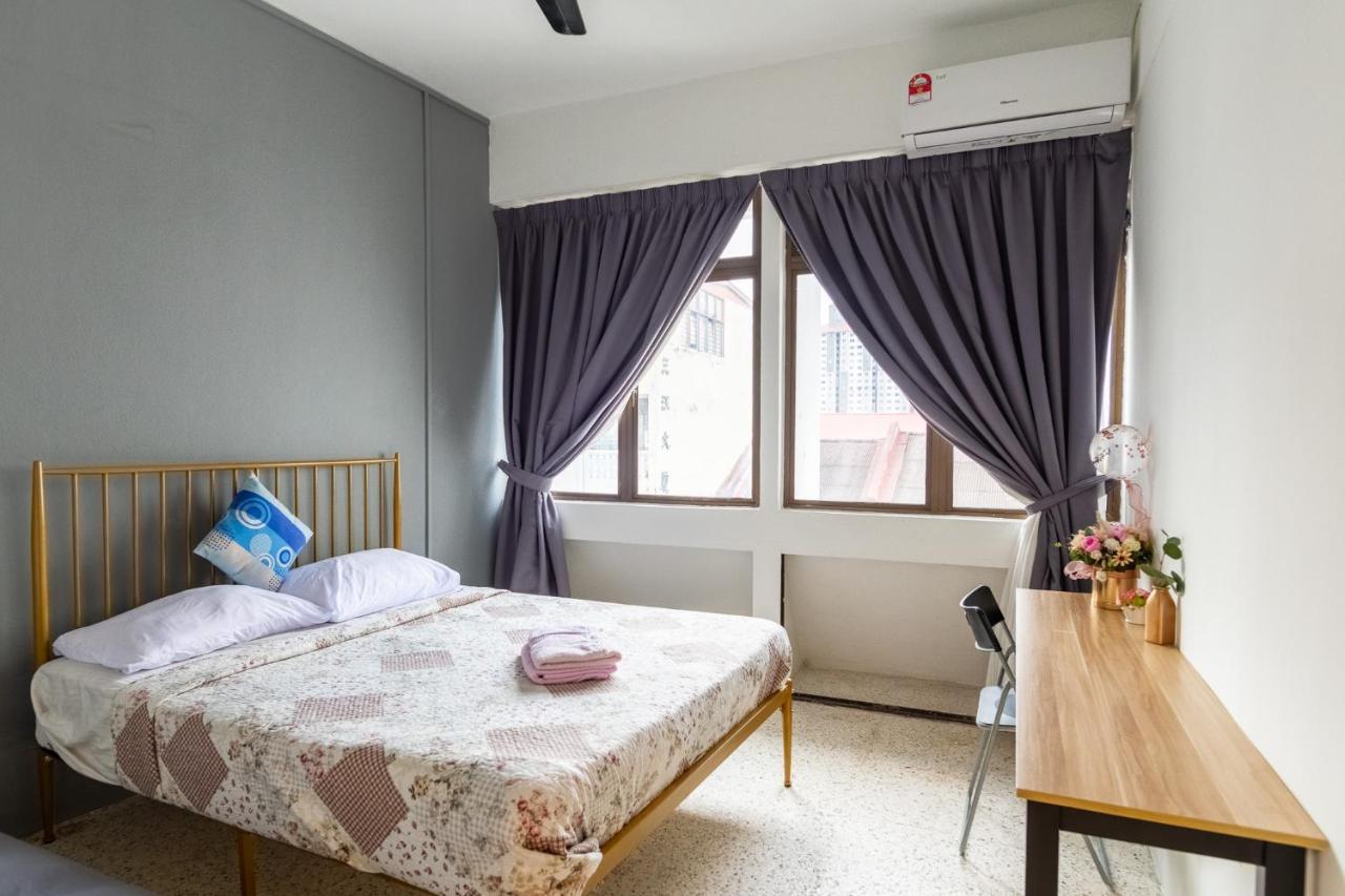 Mac 94 Guest house George Town